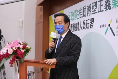 羅政務委員秉成致詞